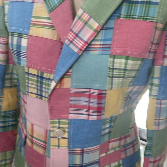 Brooks Brothers est. 1818. Classic patchwork design. Size 4 - Picture 2 of 14